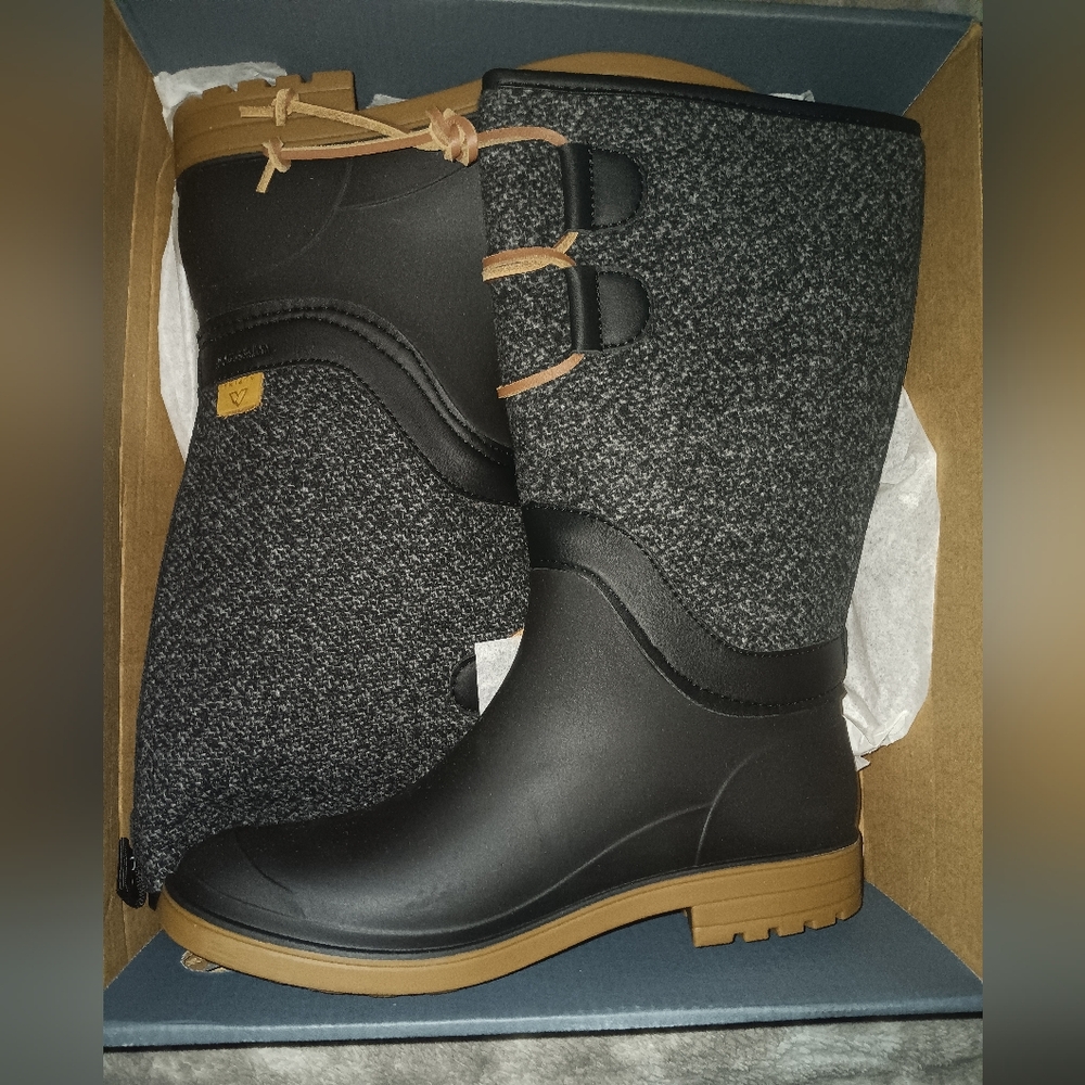 New In Box Alpne Design Rain Boots Size 7